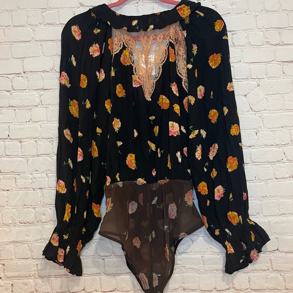NWT FREE PEOPLE Intimately Printed Bodysuit - Picture 15 of 15